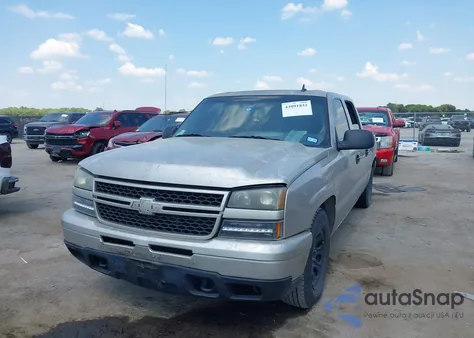 2007 Chevrolet Silverado 1500 Classic Lt1 z USA, uszkodzony, nr VIN 2GCEC13Z271181517